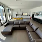 Villa Casa Iroko - A Modern Villa, With Private Pool, In A Quiet Area Nadadouro