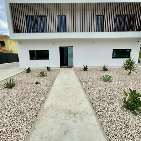 Casa Iroko - A Modern Villa, With Private Pool, In A Quiet Area * Nadadouro